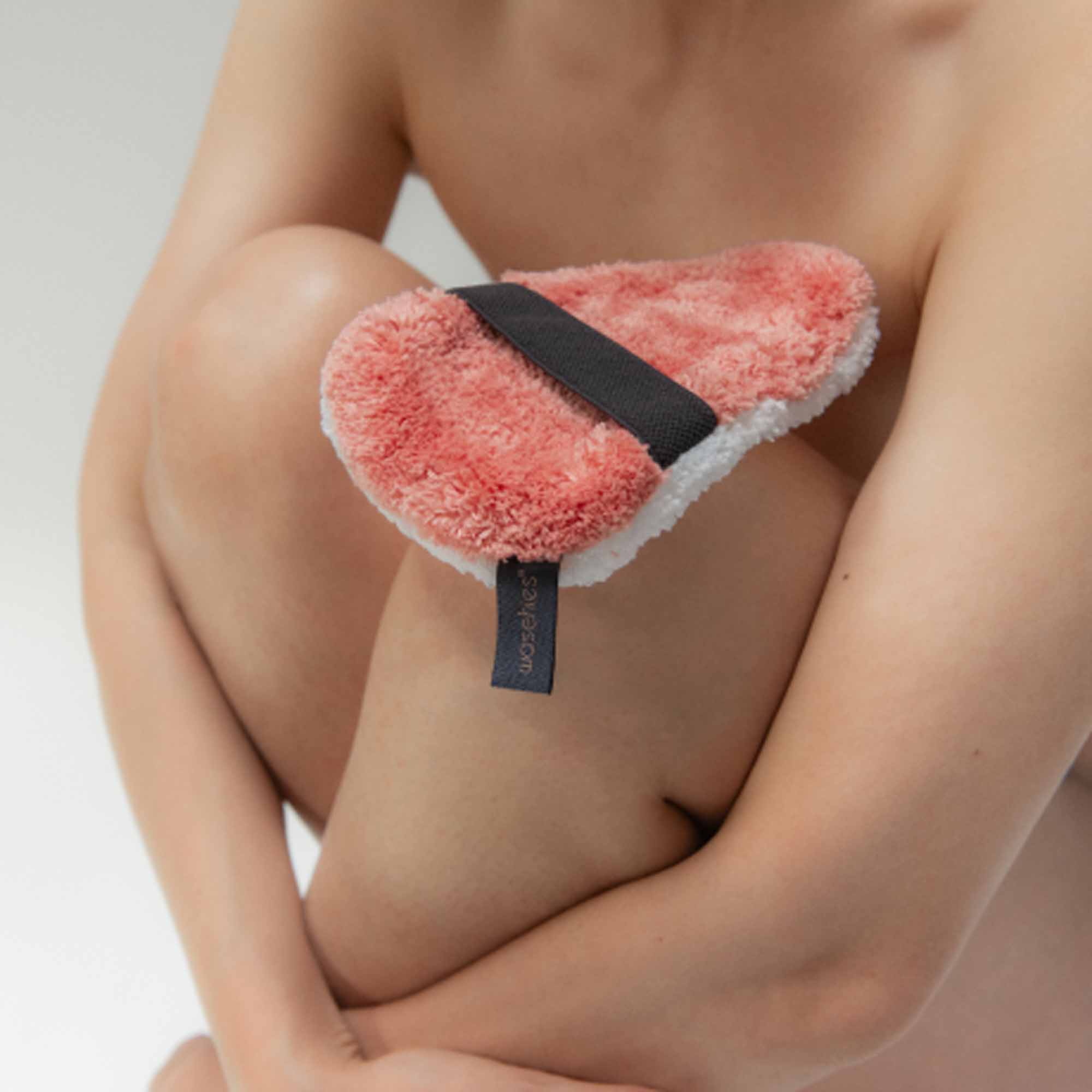 Female Intimate Cleansing Pad